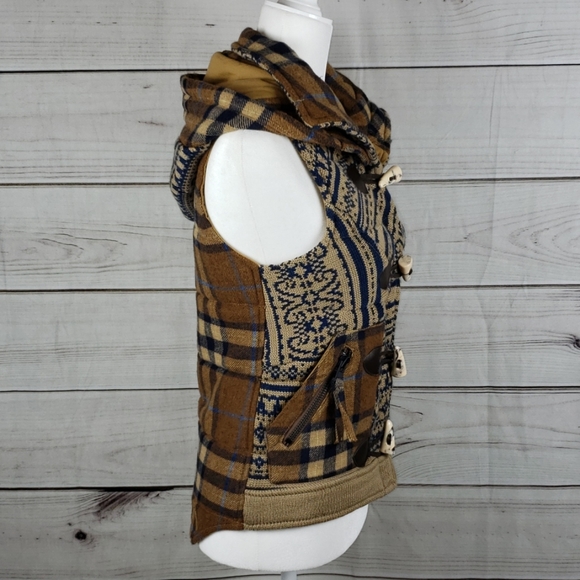 Da Nang• xs knit wool blend vest toggle closure hood plaid tribal - Picture 5 of 11